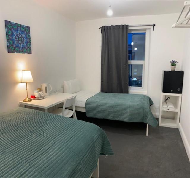 Lord Merit Guest Rooms In King'S Cross St Pancras London Exterior photo