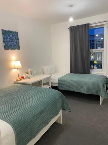 Lord Merit Guest Rooms In King'S Cross St Pancras London Exterior photo