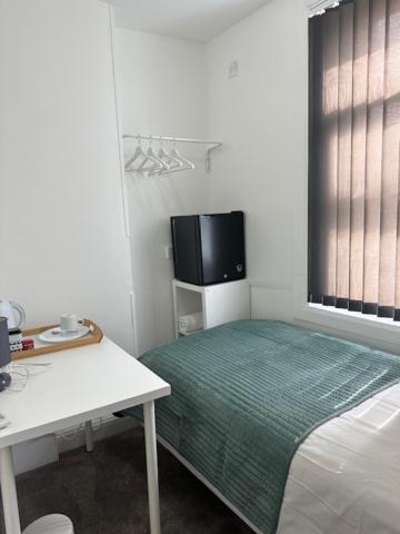 Lord Merit Guest Rooms In King'S Cross St Pancras London Exterior photo
